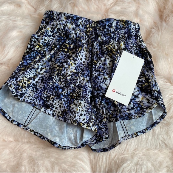 lululemon athletica Pants - NWT Lululemon Tracker Shorts V 4” - Floral